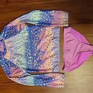 Girls bathing suit 🩷